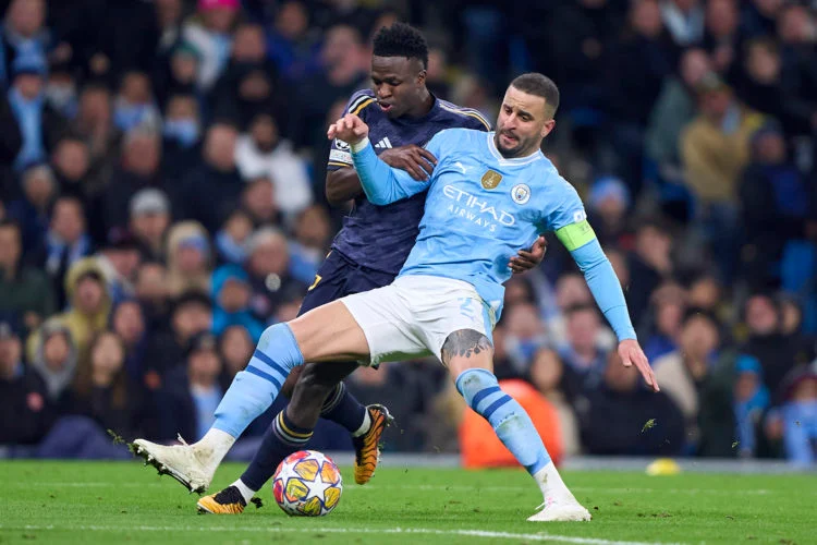 Kyle Walker says £300k-a-week Man City player is more difficult to defend against than Vinicius Junior