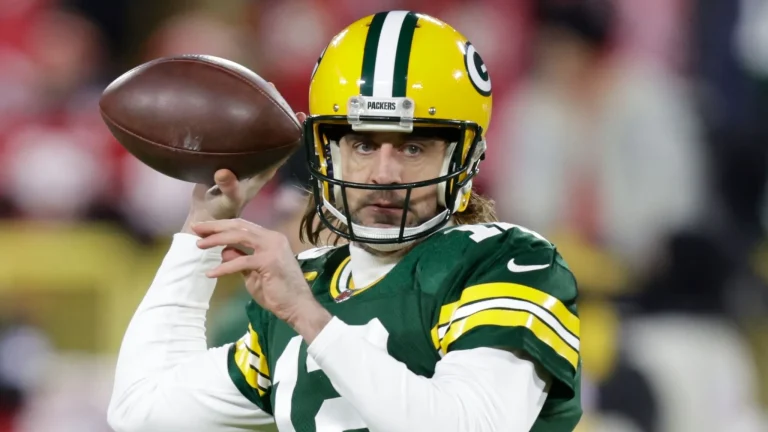 “PACKERS’ SHOCKING CUT: Green Bay Stuns NFL by Abruptly Releasing 2-Time MVP Quarterback, Aaron Rodgers, Citing ‘Creative Differences’ and ‘Salary Cap Constraints’, Ending Iconic 18-Year Tenure”