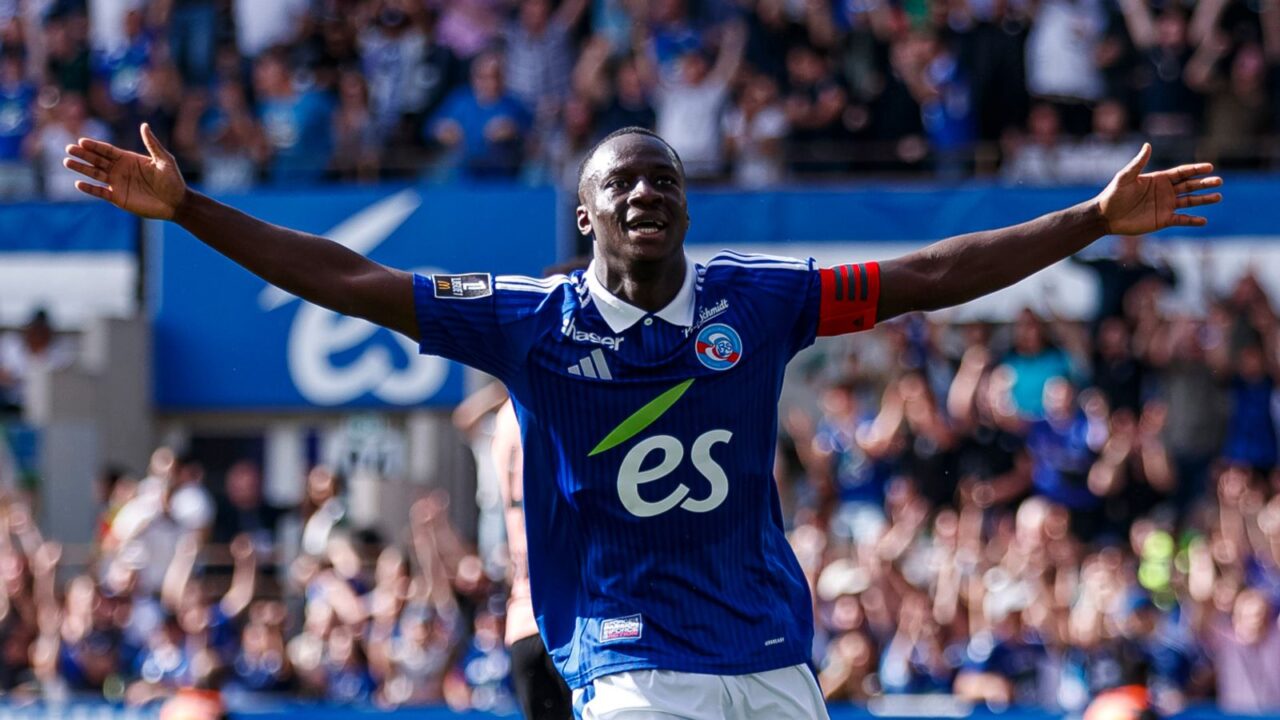 Sunderland transfer news: Habib Diarra – £30m club-record deal agreed for Senegal midfielder